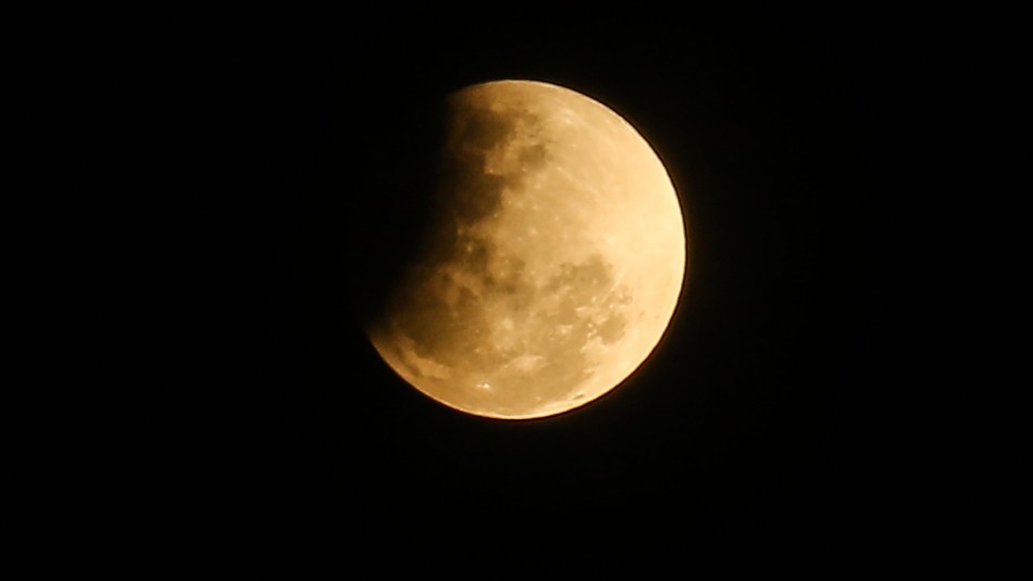 Comienza Artemis II, la misión que volverá a enviar humanos a la Luna ¿ dónde verla y cuándo despega?