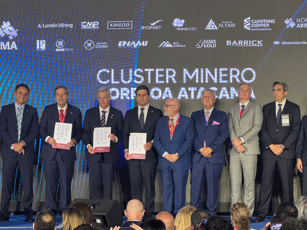 Barrick refuerza su compromiso con Atacama y se suma a alianza para impulsar el desarrollo regional